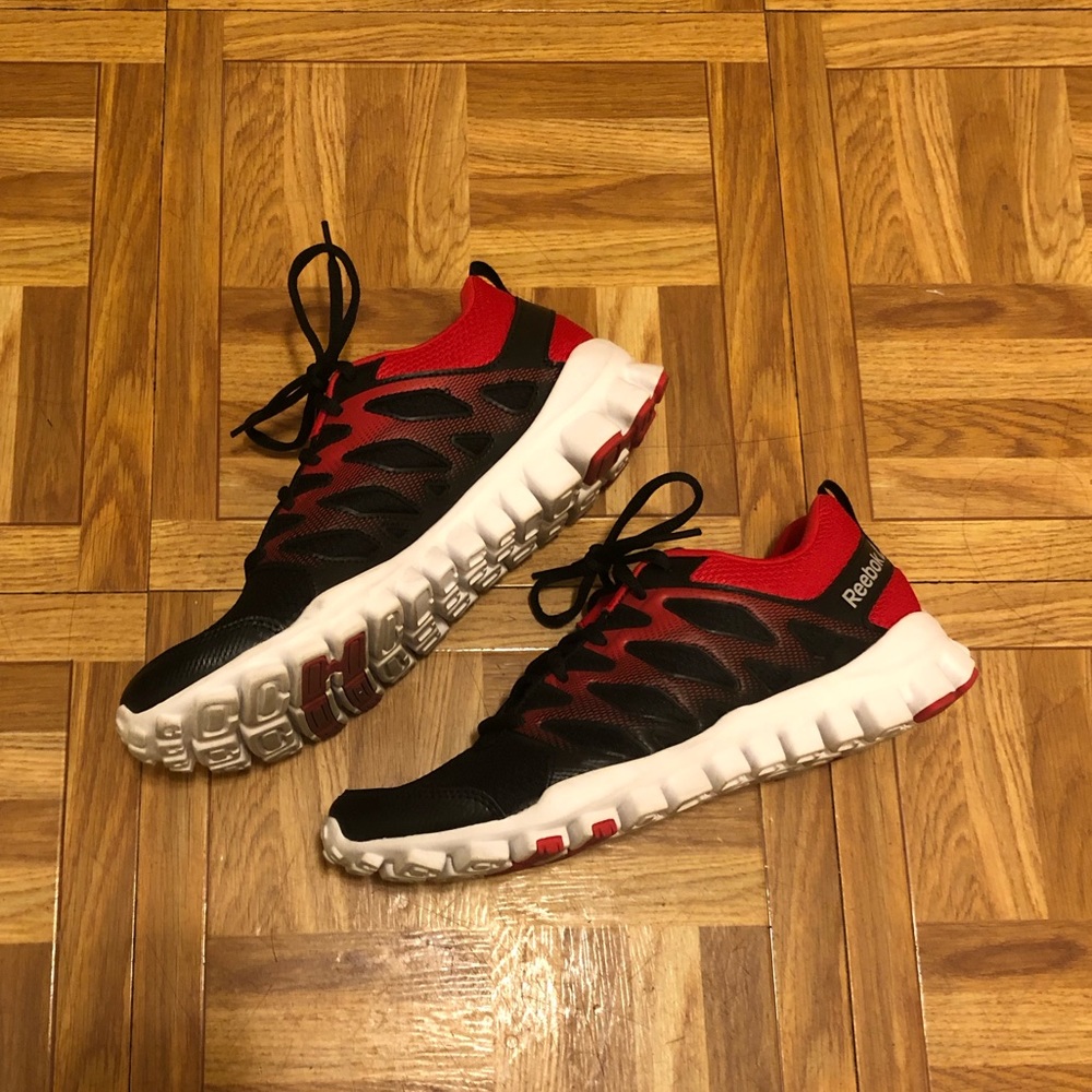 Men Reebok sneakers - Picture 3 of 5